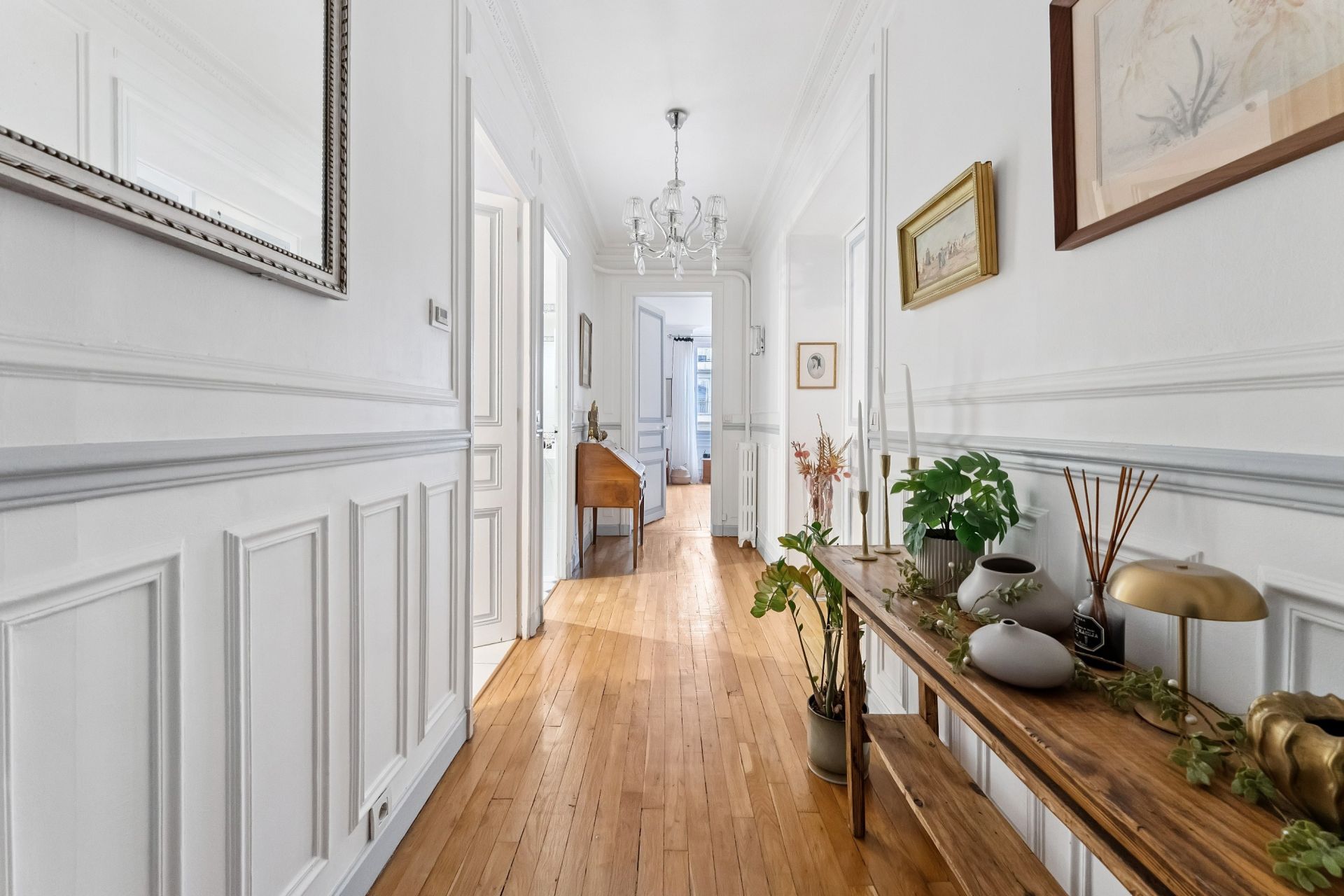 luxury apartment 7 Rooms for sale on NEUILLY SUR SEINE (92200)