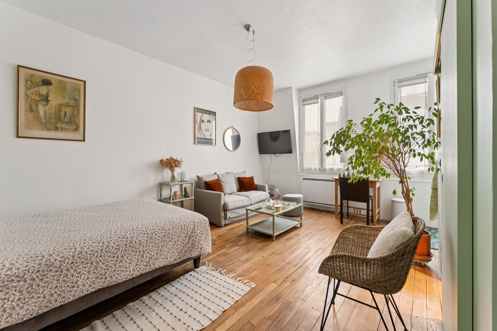 luxury apartment 7 Rooms for sale on NEUILLY SUR SEINE (92200)