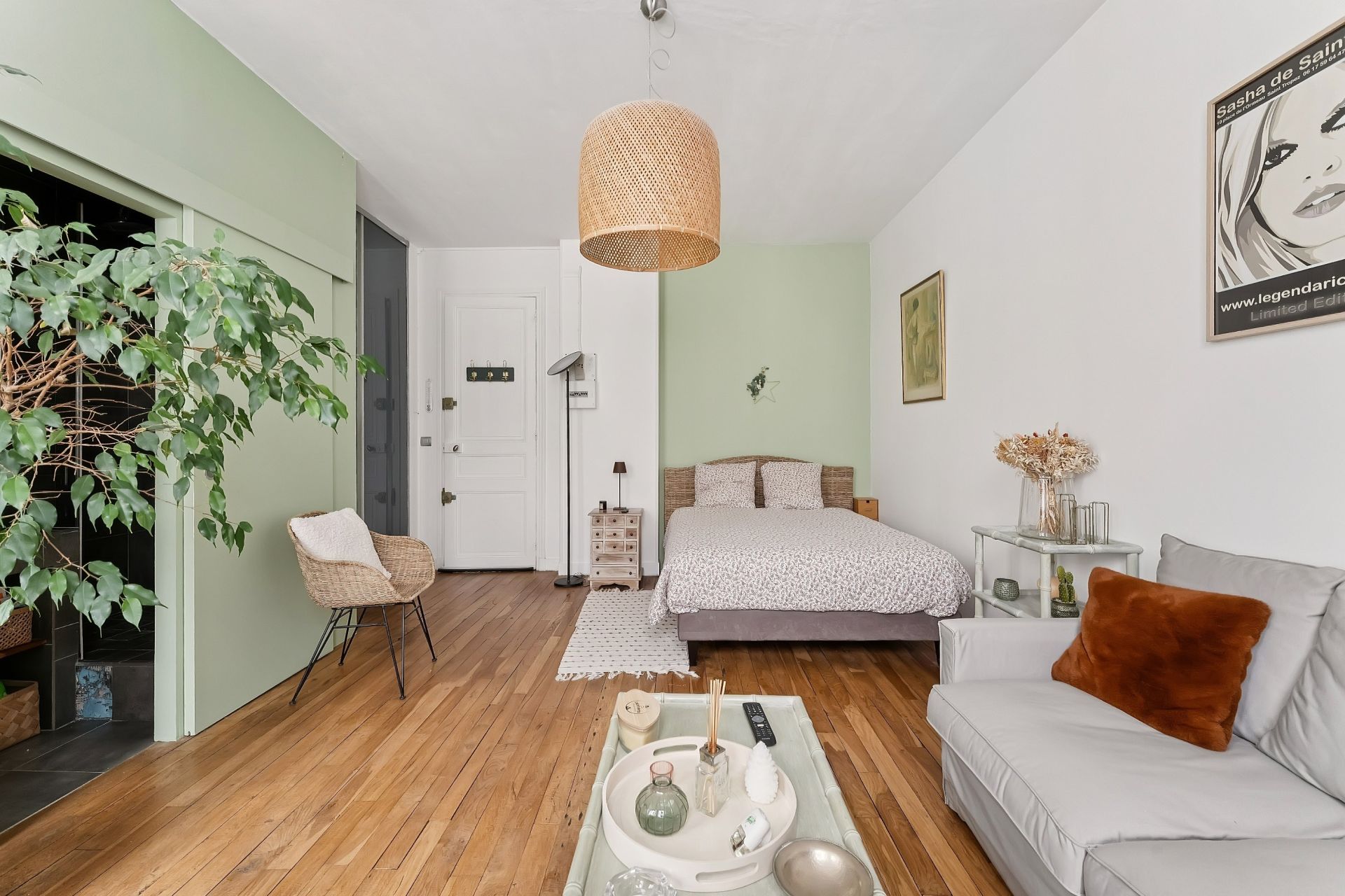 luxury apartment 7 Rooms for sale on NEUILLY SUR SEINE (92200)