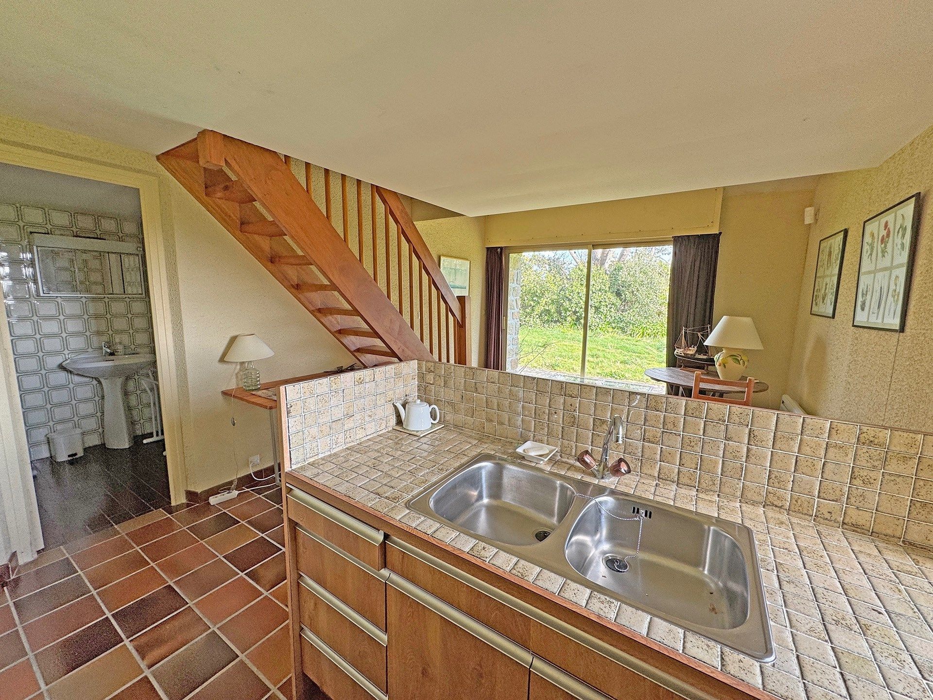 luxury house 12 Rooms for sale on CROZON (29160)