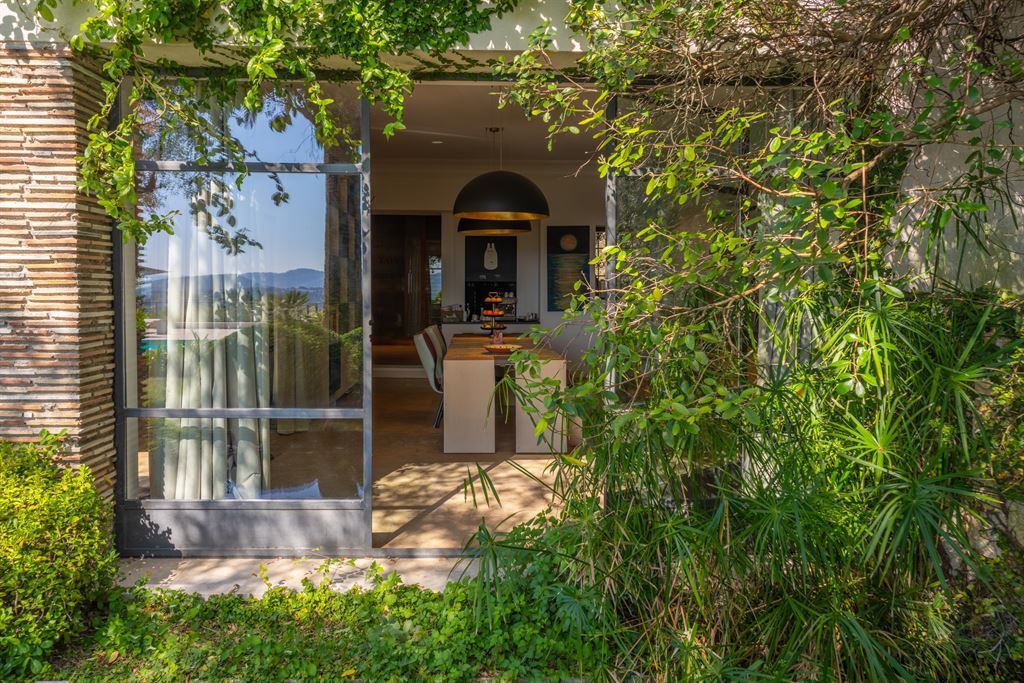 villa de luxe 14 Pièces en vente sur PLASCASSIER (06130)
