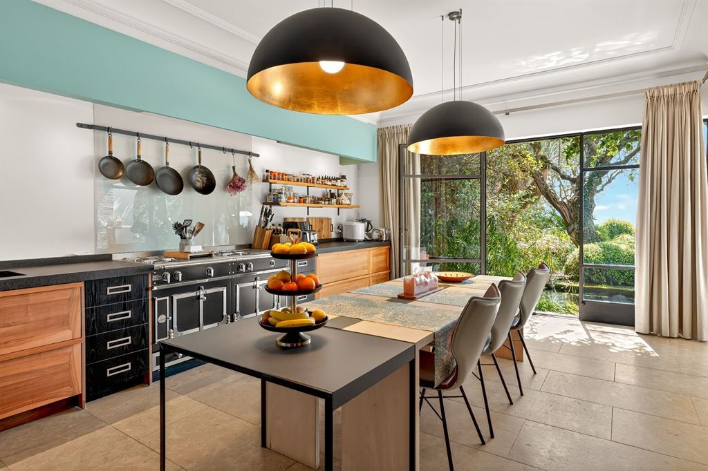 villa de luxe 14 Pièces en vente sur PLASCASSIER (06130)