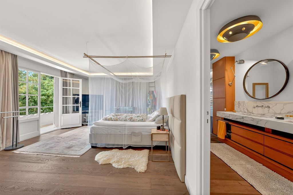 villa de luxe 14 Pièces en vente sur PLASCASSIER (06130)