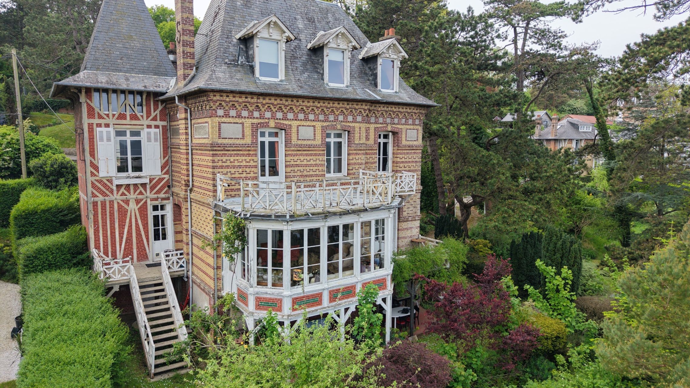 maison de luxe 15 Pièces en vente sur HAUTOT SUR MER (76550)