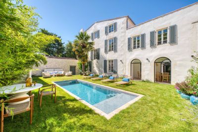 Sale Luxury house Saint-Martin-de-Ré 14&nbsp;Rooms 400&nbsp;m²