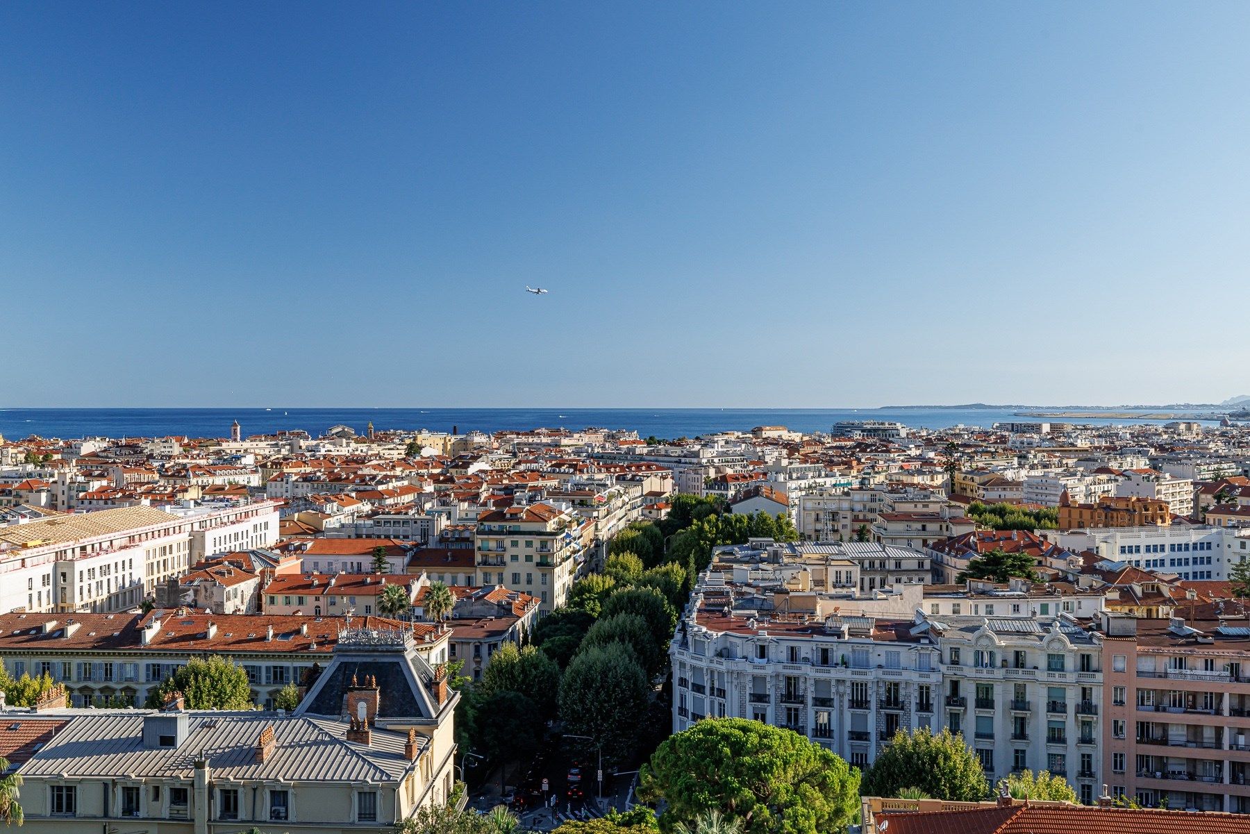 luxury apartment 3 Rooms for sale on NICE (06000)