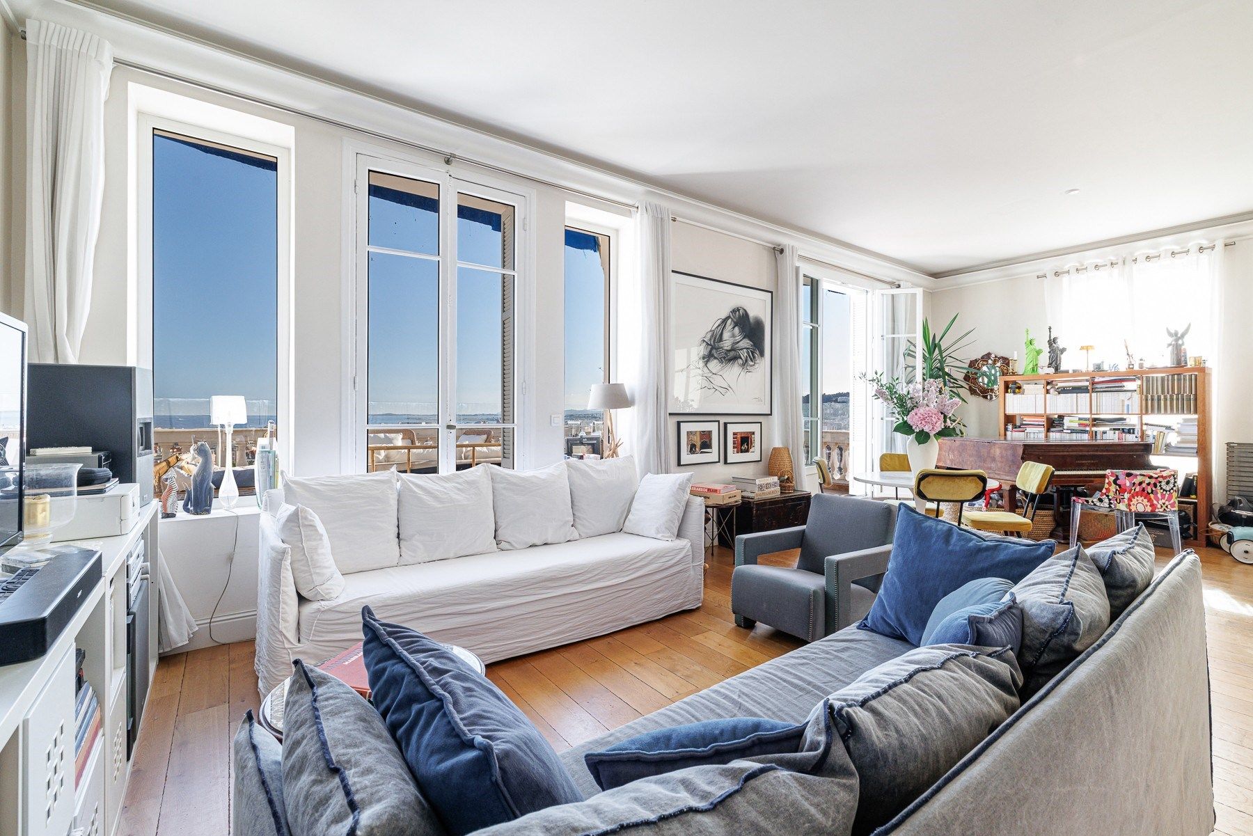 luxury apartment 3 Rooms for sale on NICE (06000)