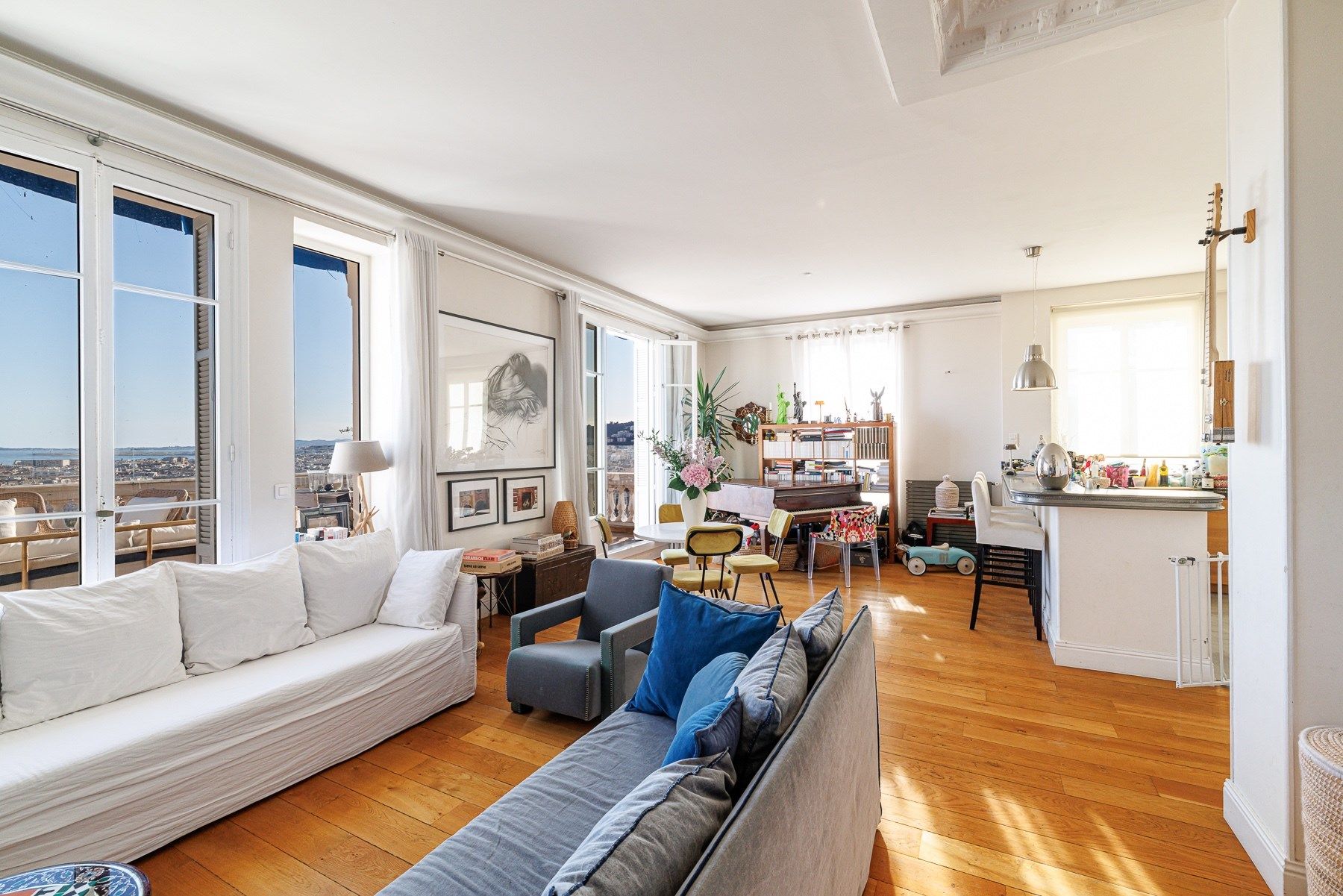 luxury apartment 3 Rooms for sale on NICE (06000)