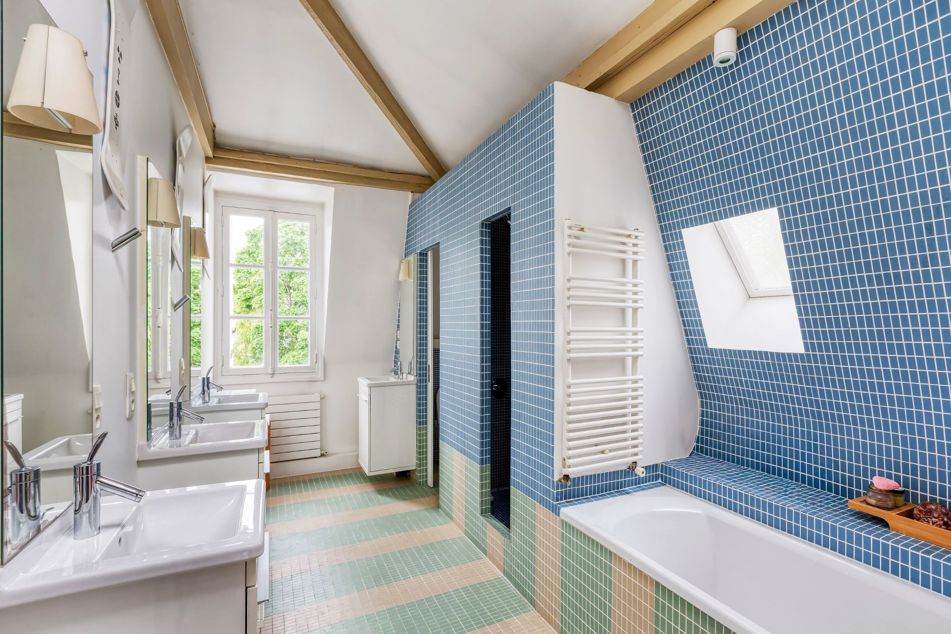 mansion (hôtel particulier) 12 Rooms for sale on BOULOGNE BILLANCOURT (92100)