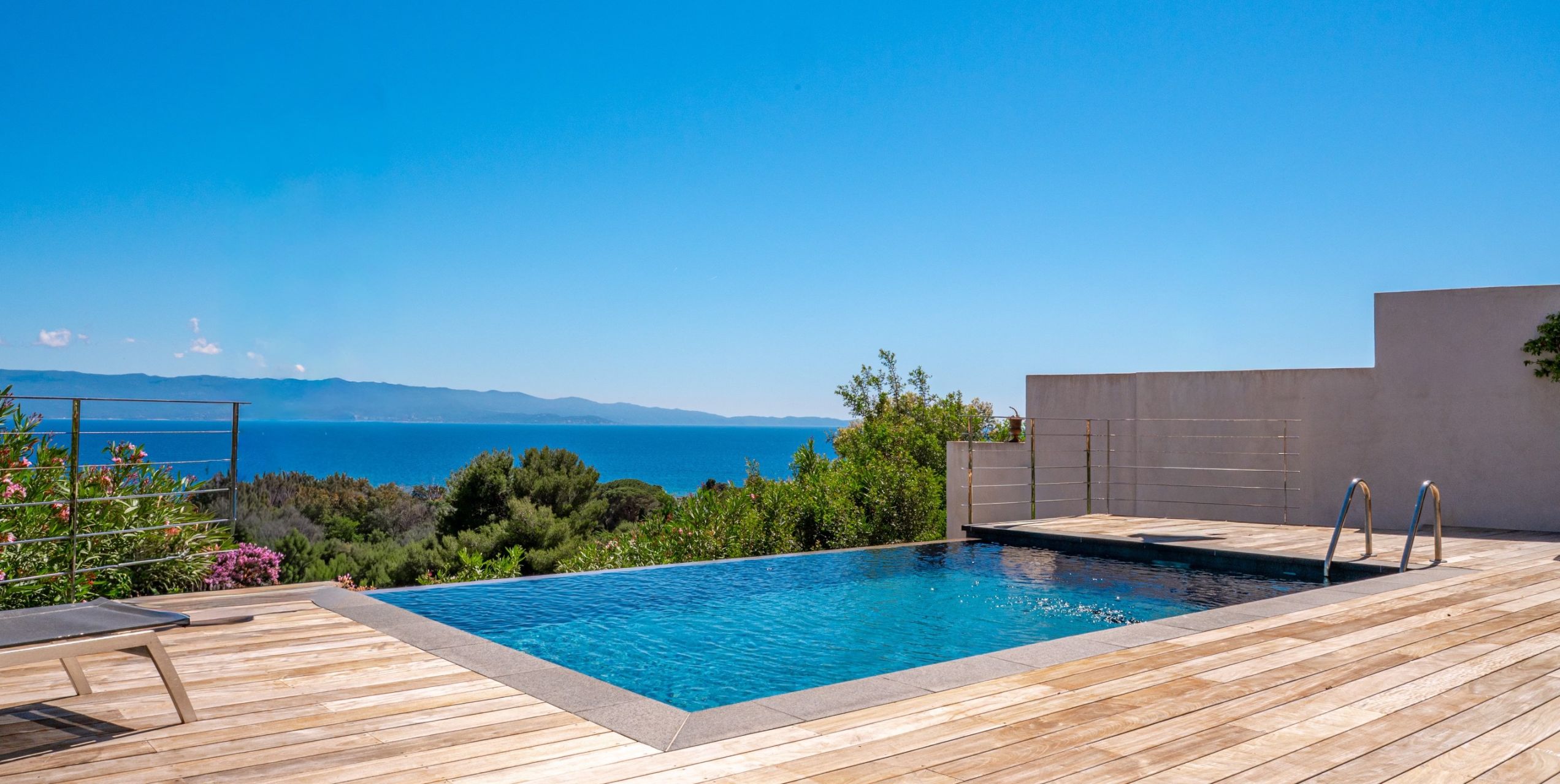 luxury villa 11 Rooms for sale on AJACCIO (20000)