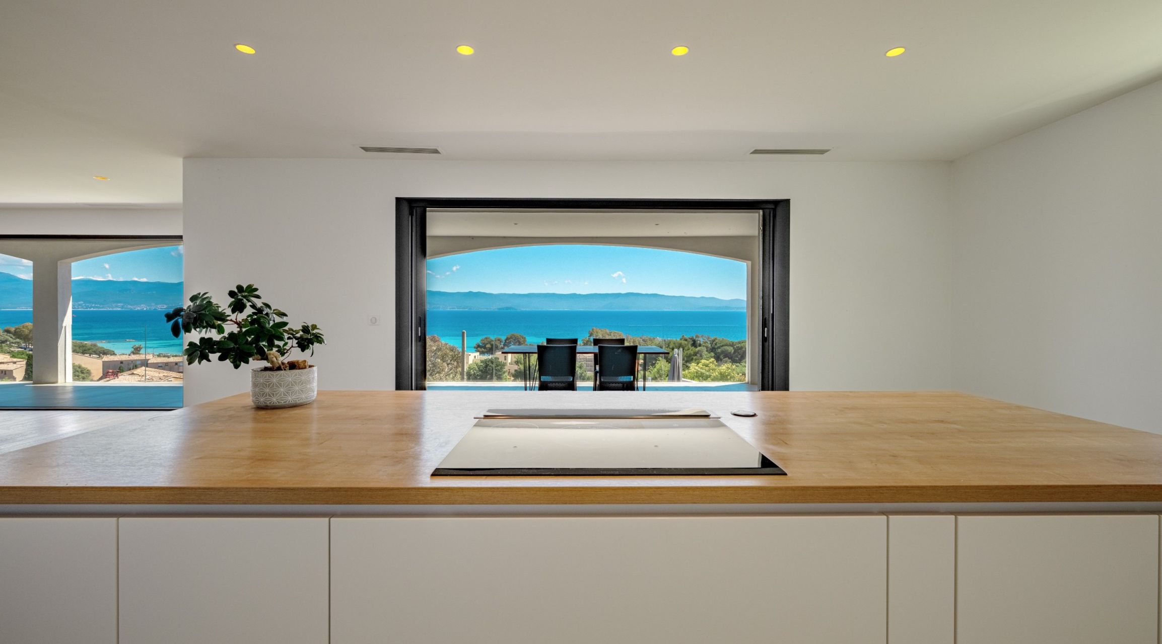 luxury villa 11 Rooms for sale on AJACCIO (20000)