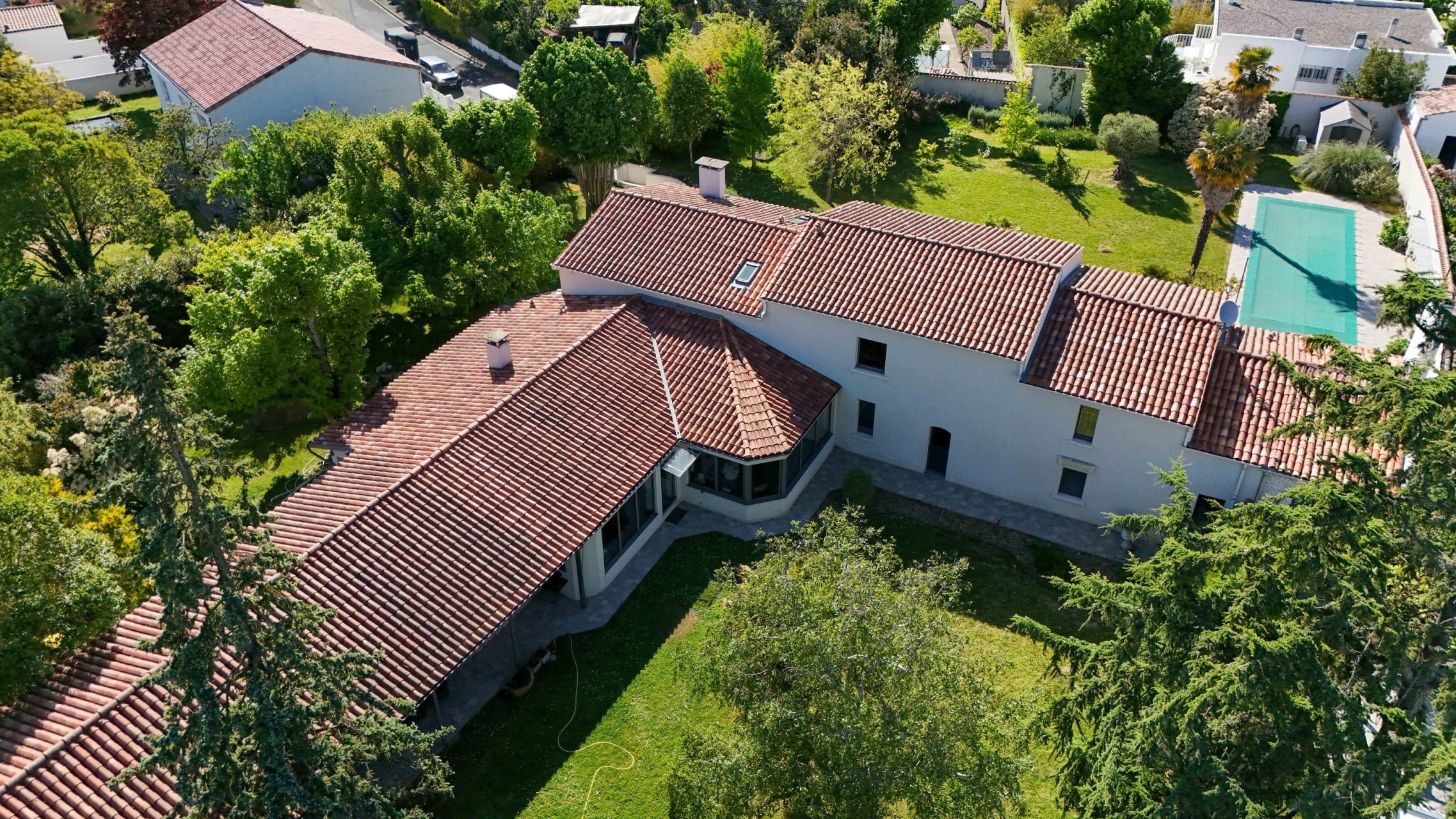 maison de luxe 8 Pièces en vente sur LAGORD (17140)