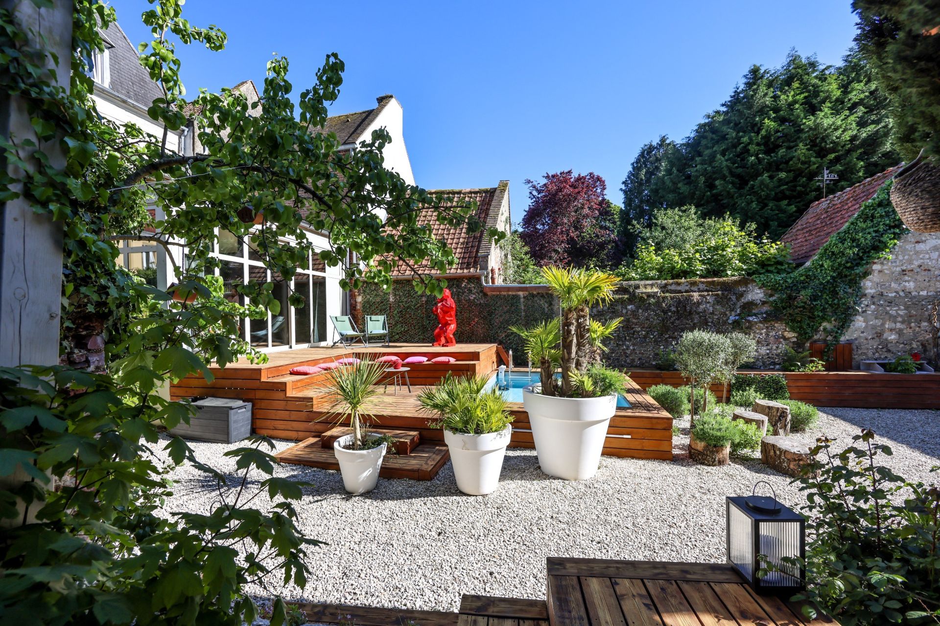 mansion (hôtel particulier) 10 Rooms for sale on MONTREUIL SUR MER (62170)