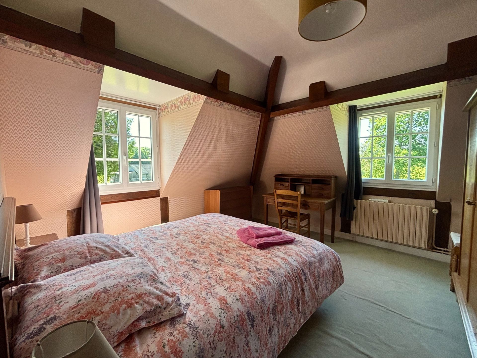 luxury house 7 Rooms for sale on EPAIGNES (27260)