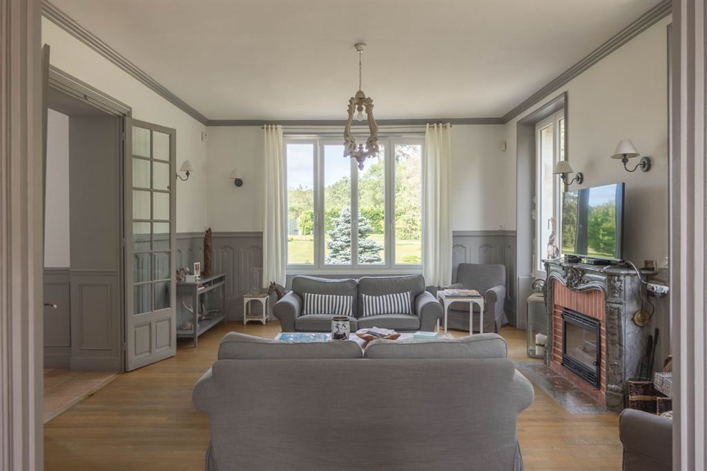 luxury property of hunting 13 Rooms for sale on ISDES (45620)