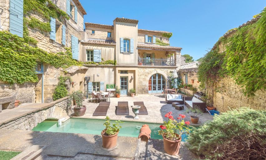 maison de luxe 9 Pièces en vente sur UZES (30700)