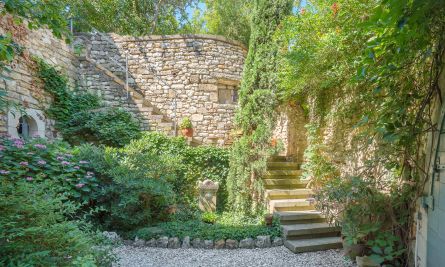 Vente Maison de luxe Uzès 9&nbsp;Pièces 400&nbsp;m²