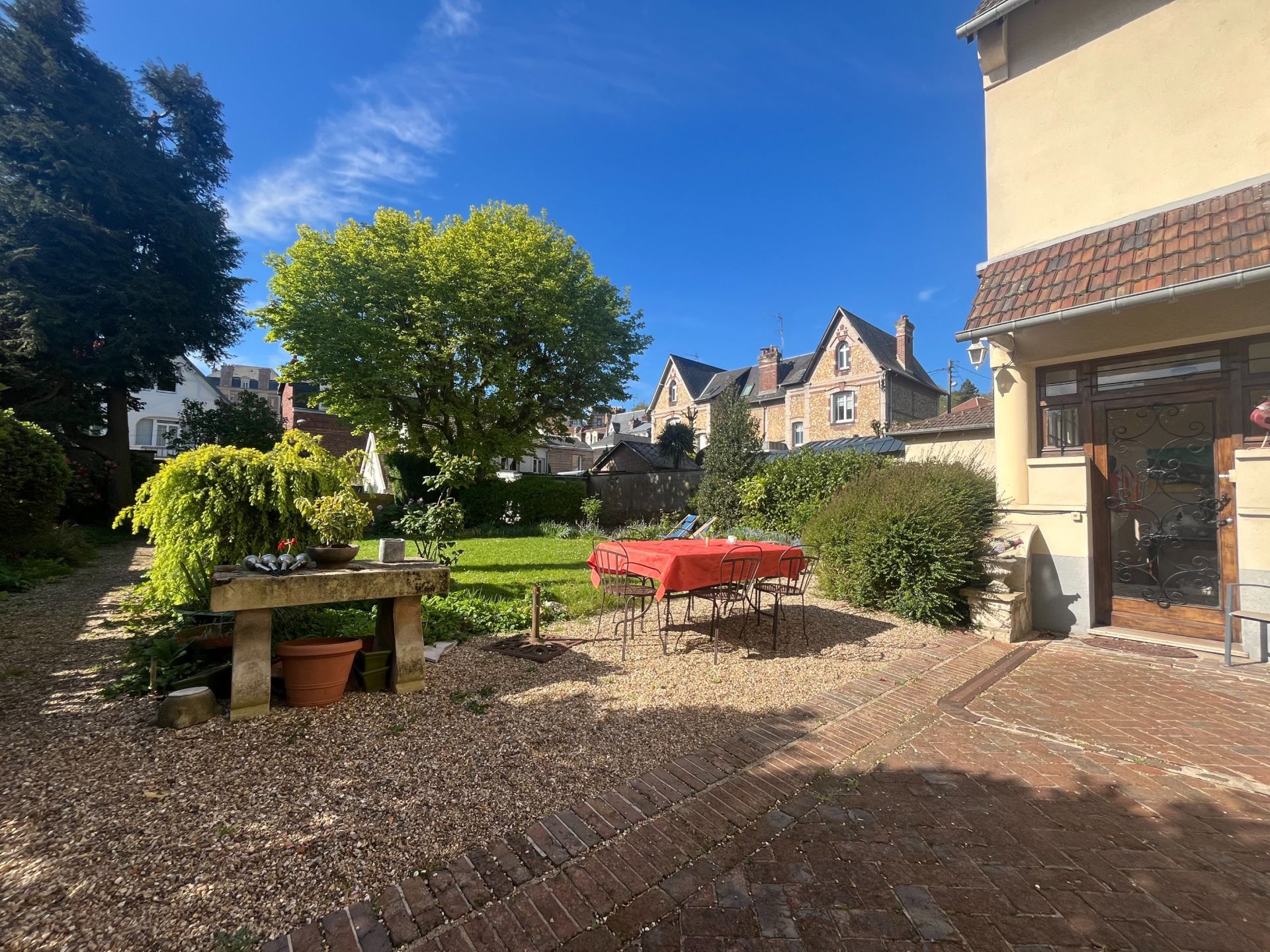 maison de luxe 8 Pièces en vente sur MONT ST AIGNAN (76130)