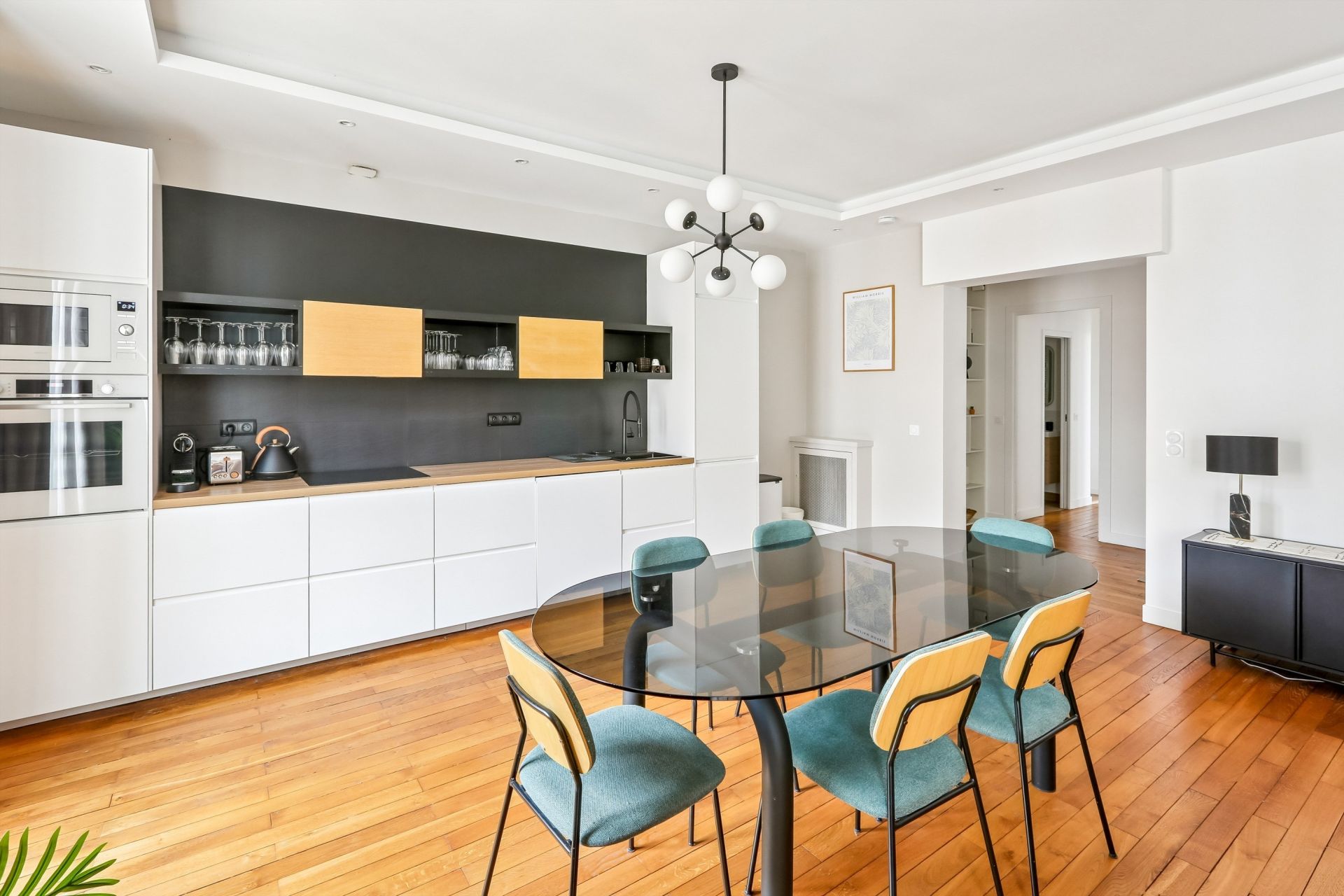 luxury apartment 6 Rooms for sale on NEUILLY SUR SEINE (92200)