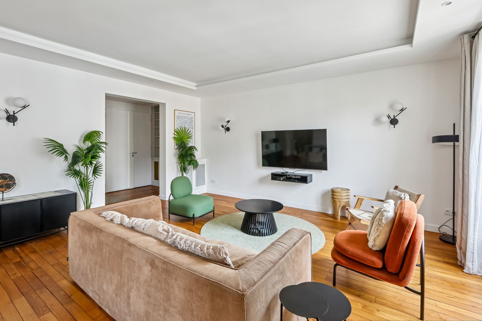 luxury apartment 6 Rooms for sale on NEUILLY SUR SEINE (92200)