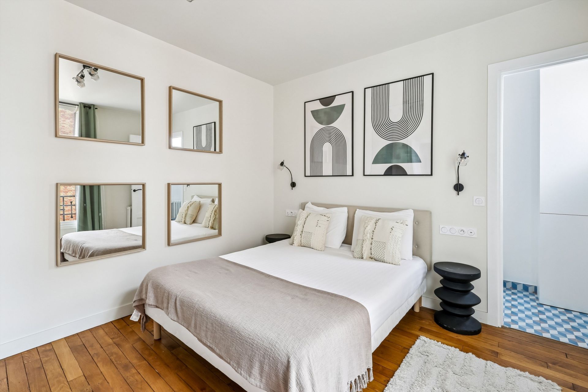 luxury apartment 6 Rooms for sale on NEUILLY SUR SEINE (92200)