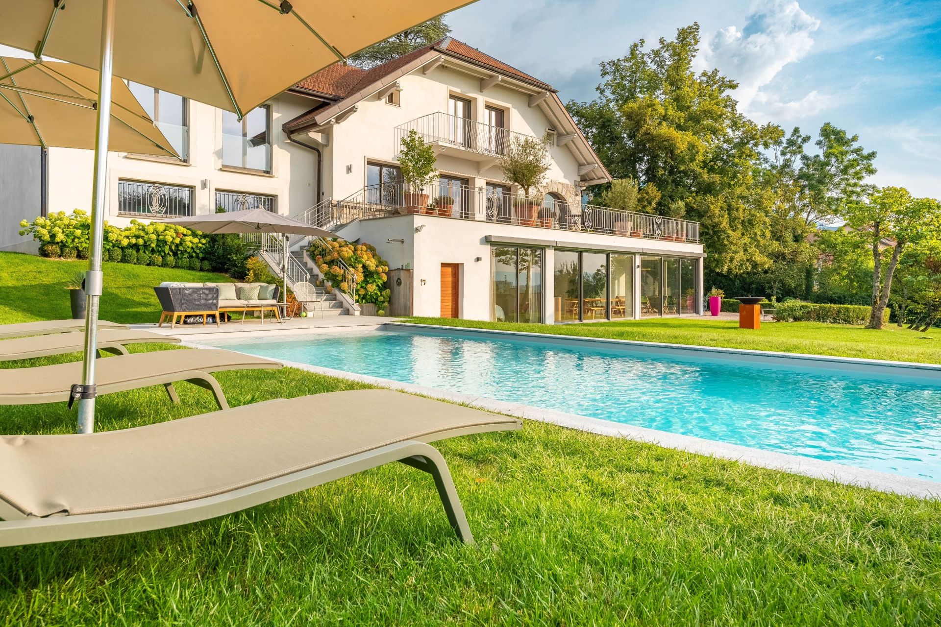 luxury house 12 Rooms for sale on COLLONGES SOUS SALEVE (74160)