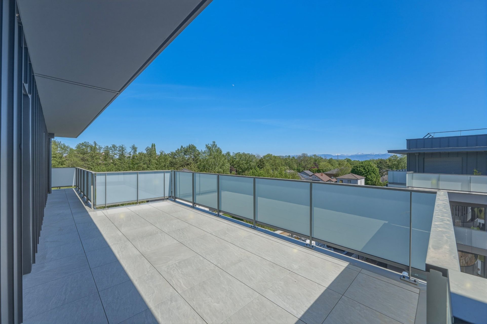 appartement de luxe 5 Pièces en vente sur DIVONNE LES BAINS (01220)