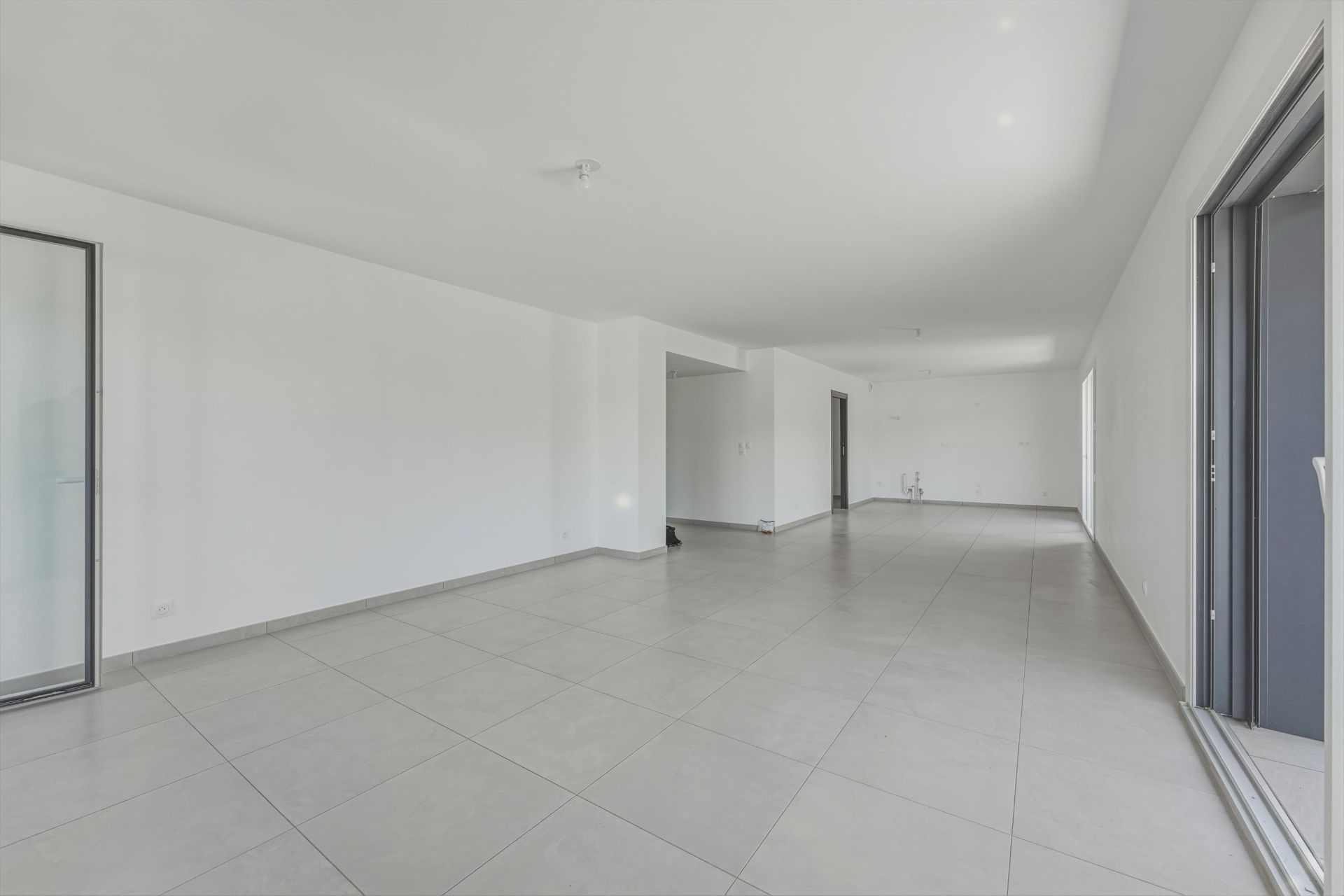 appartement de luxe 5 Pièces en vente sur DIVONNE LES BAINS (01220)
