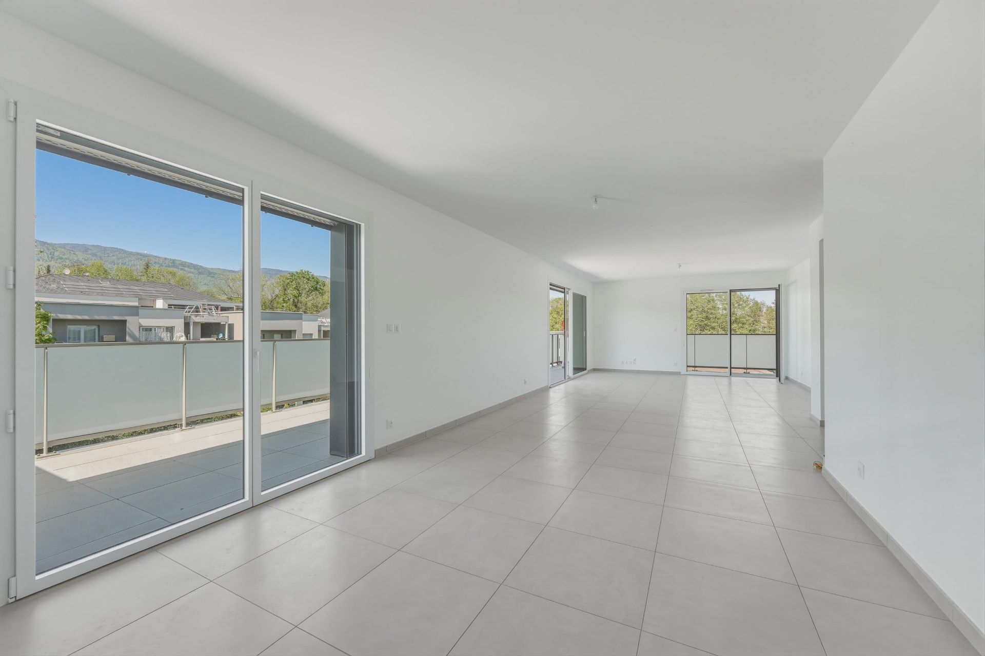 appartement de luxe 5 Pièces en vente sur DIVONNE LES BAINS (01220)