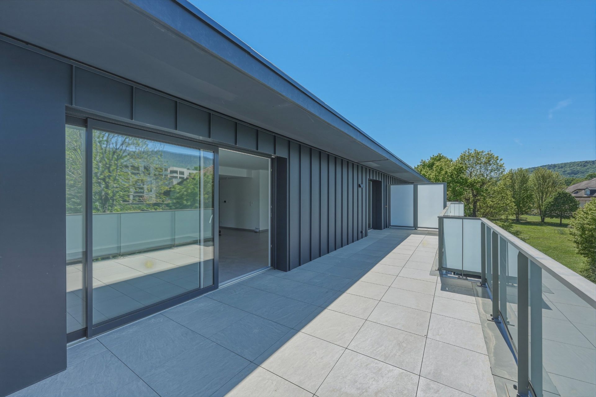 appartement de luxe 5 Pièces en vente sur DIVONNE LES BAINS (01220)