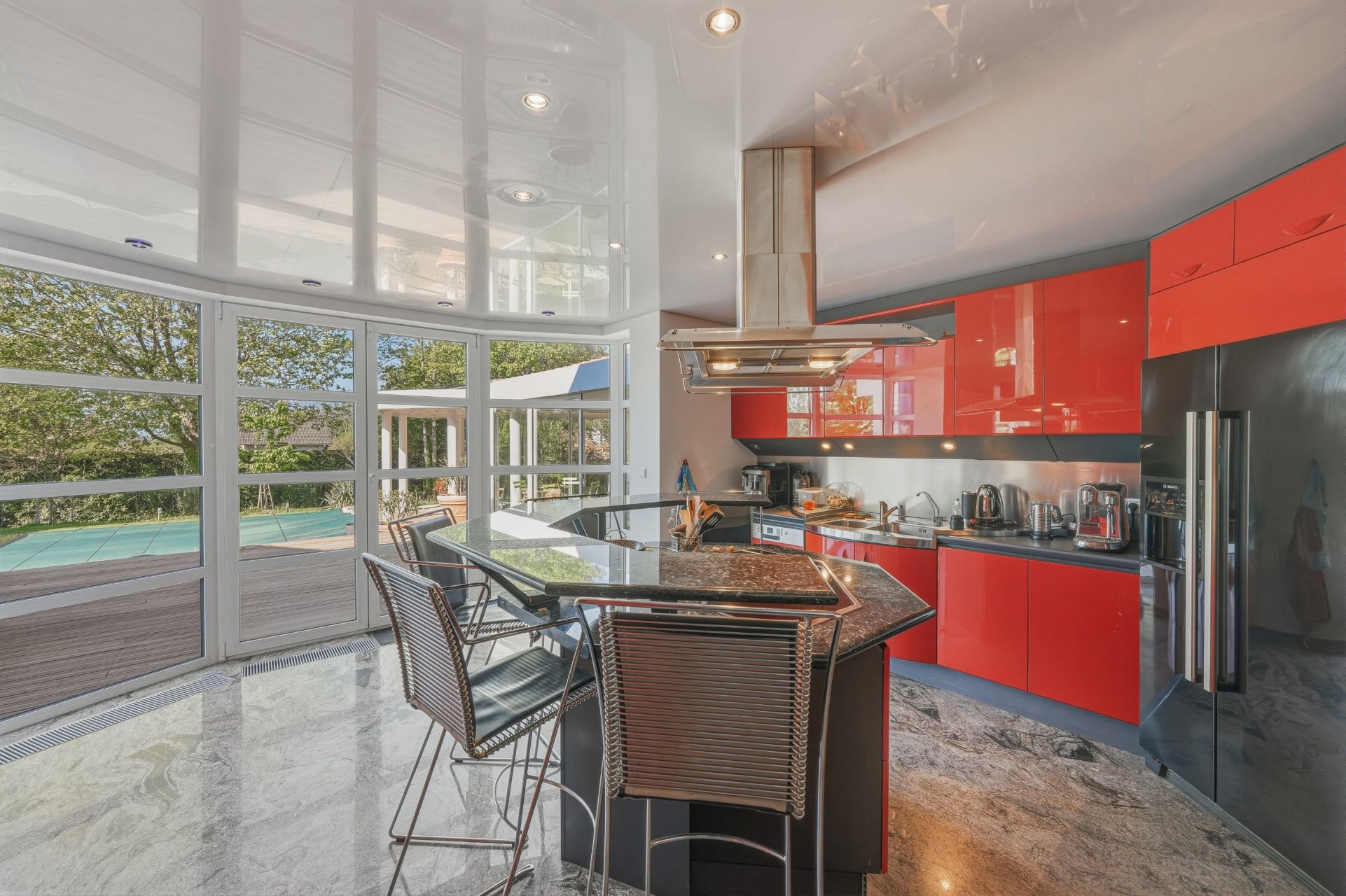 luxury house 8 Rooms for sale on CHEVRY (01170)