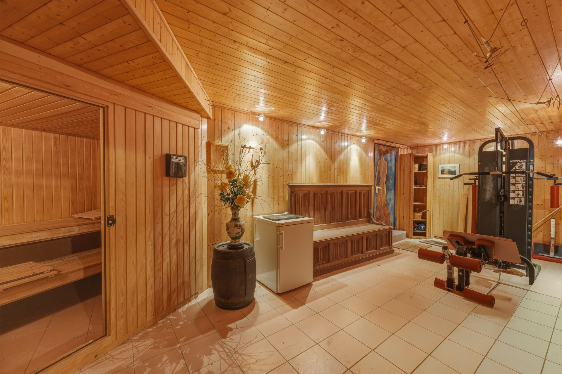 luxury house 8 Rooms for sale on CHEVRY (01170)