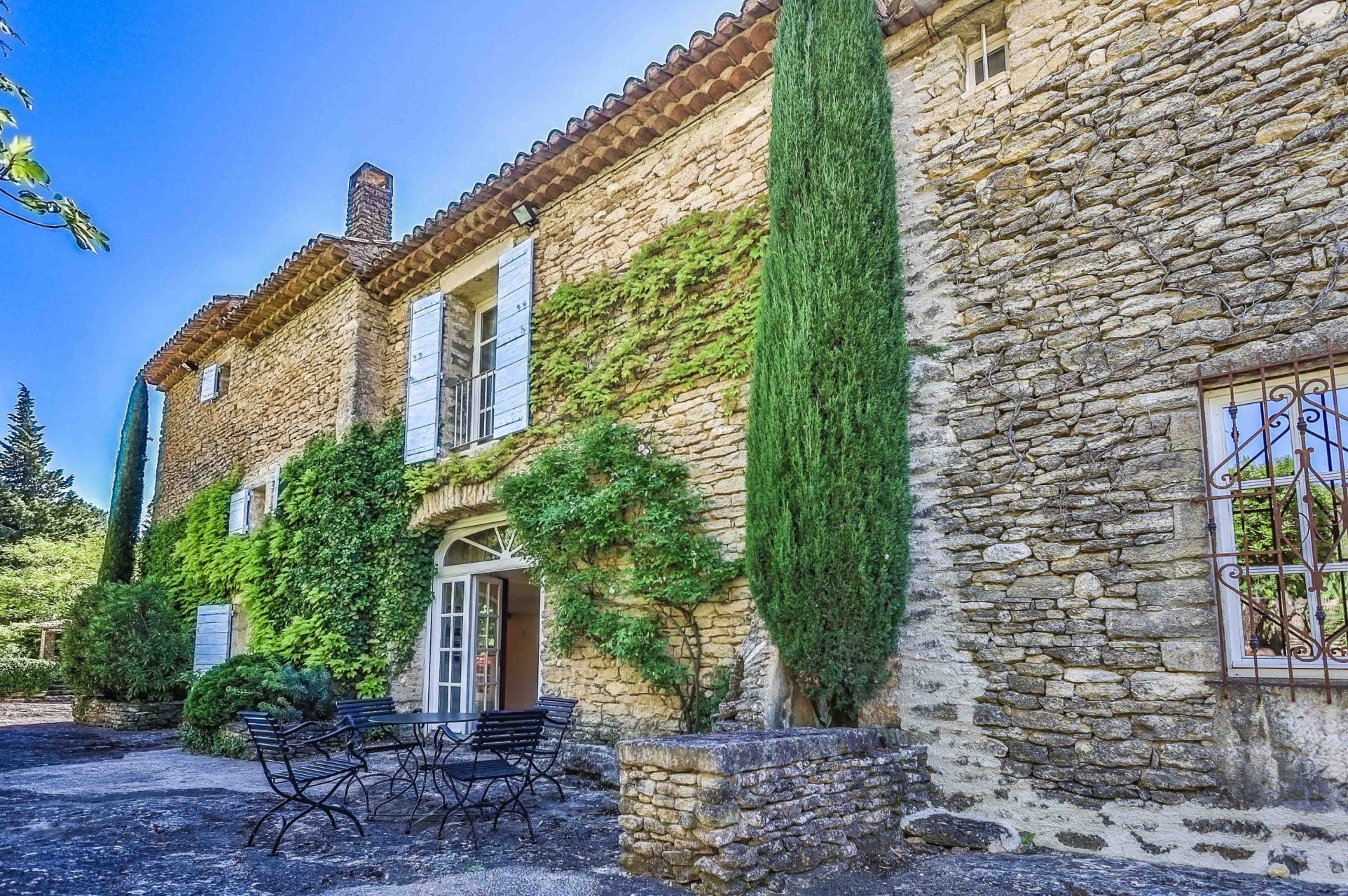 maison de luxe 10 Pièces en vente sur GORDES (84220)