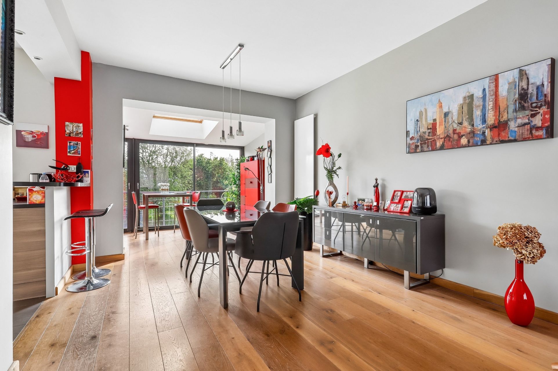 luxury house 6 Rooms for sale on MARCQ EN BAROEUL (59700)