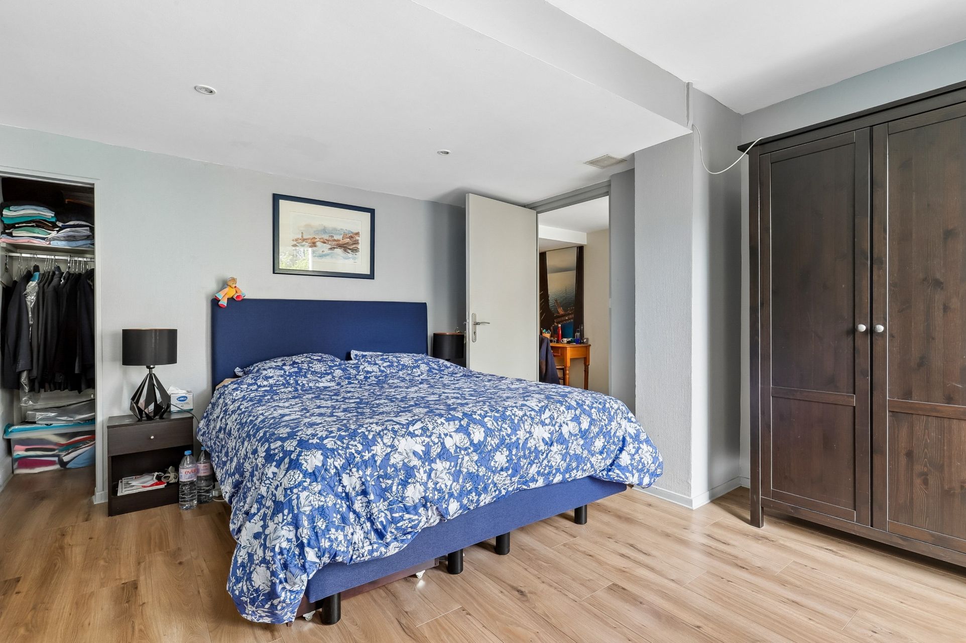 luxury house 6 Rooms for sale on MARCQ EN BAROEUL (59700)
