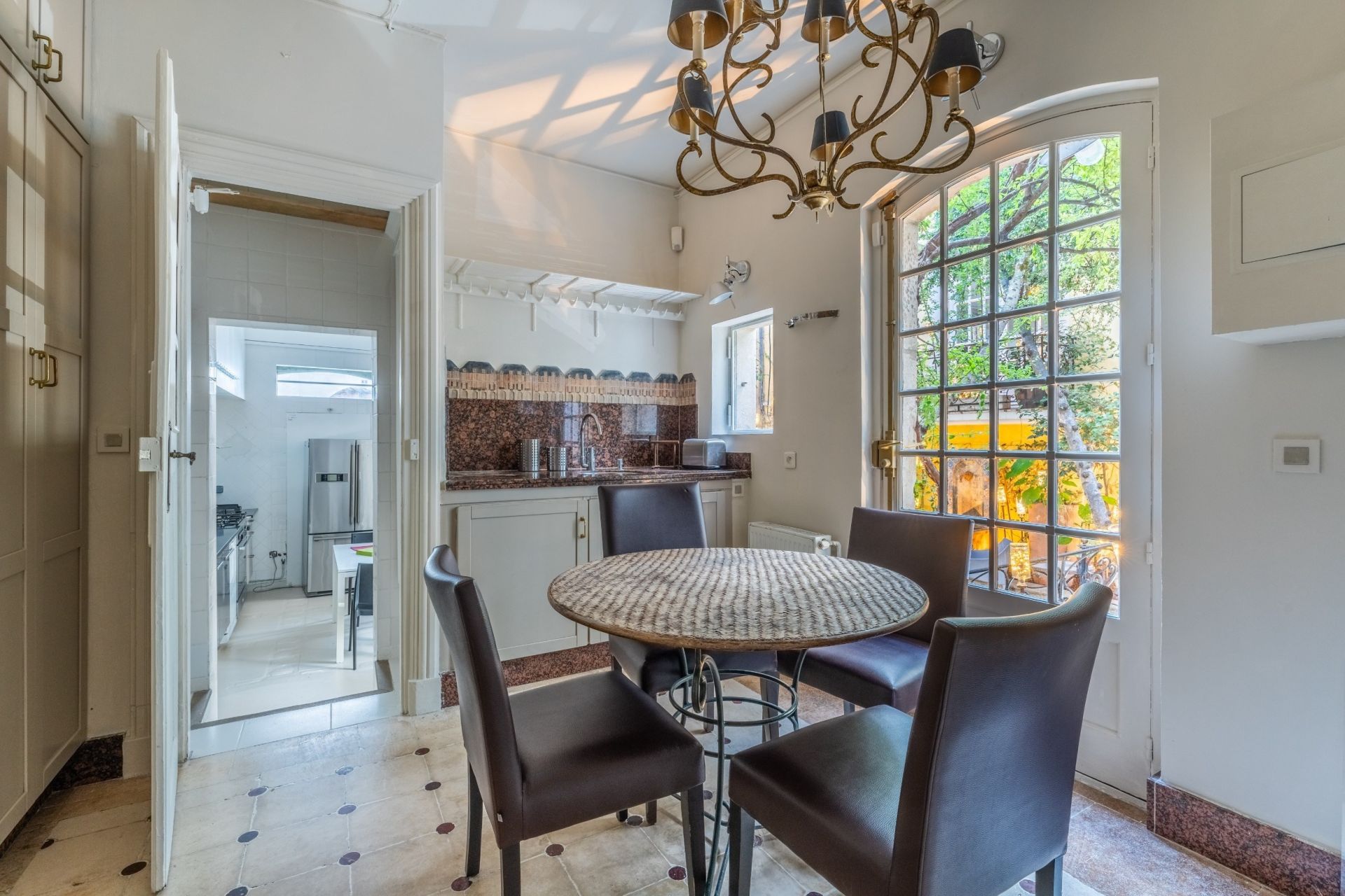 mansion 15 Rooms for sale on PARIS (75004)
