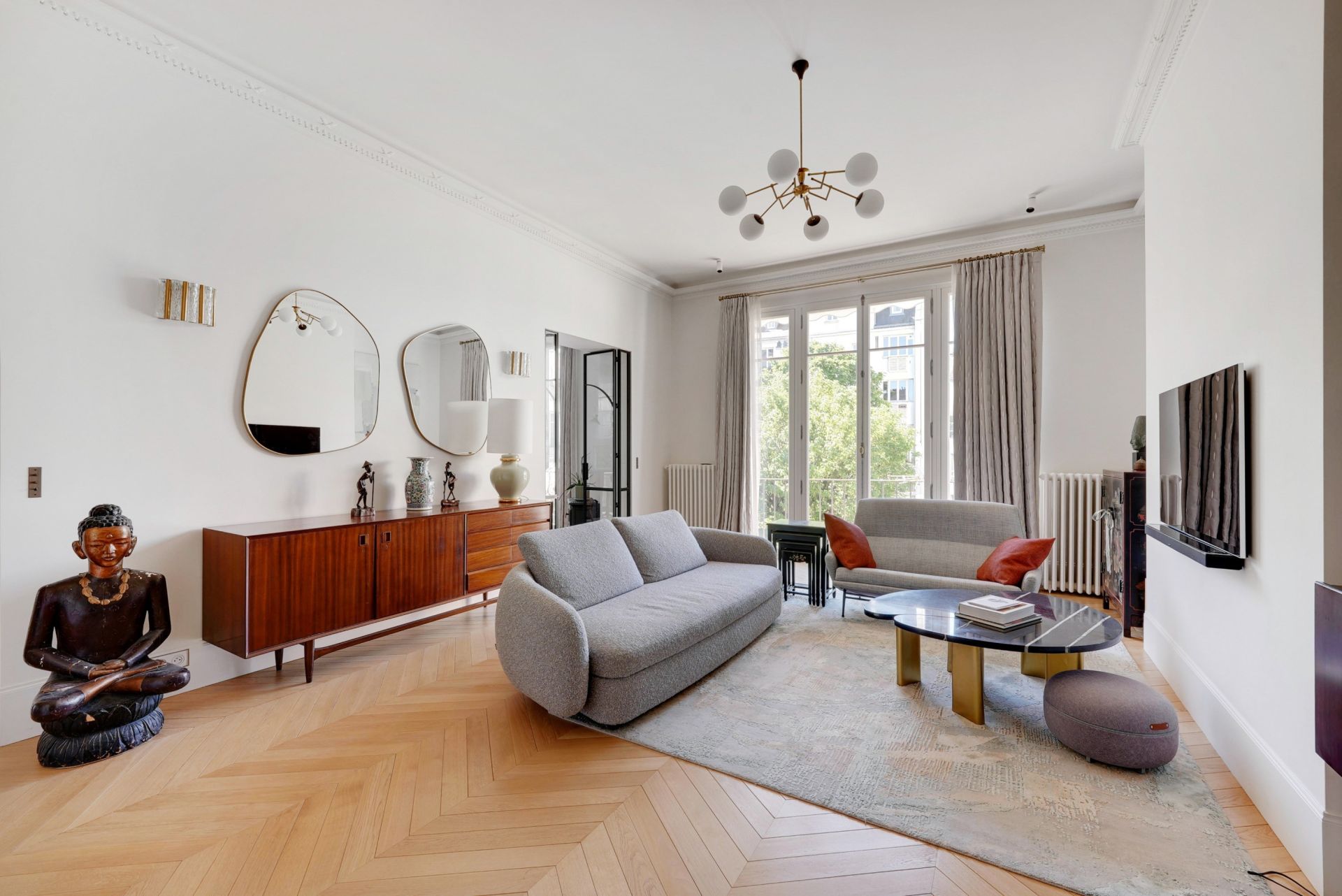 luxury apartment 4 Rooms for sale on PARIS (75016)