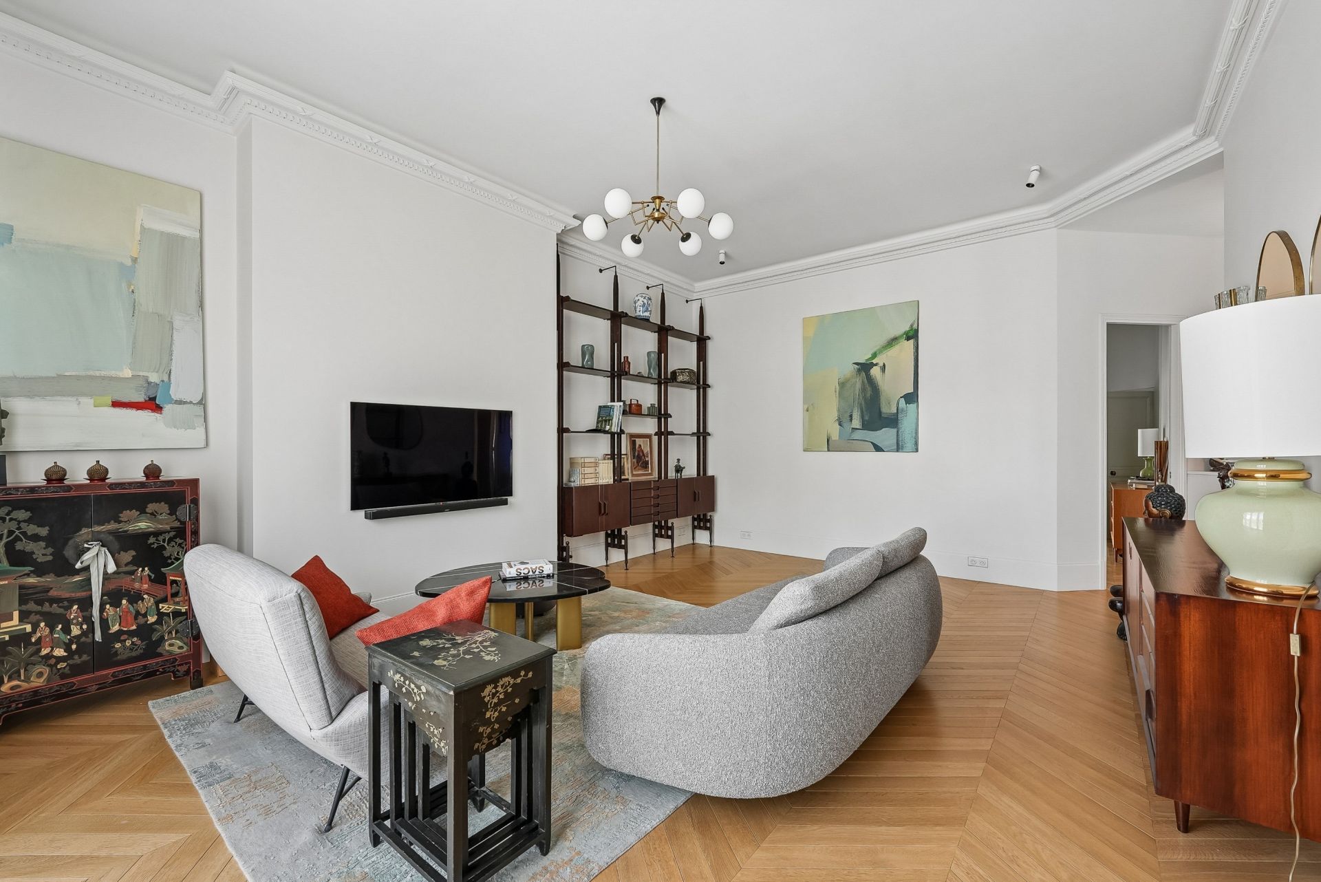 luxury apartment 4 Rooms for sale on PARIS (75016)
