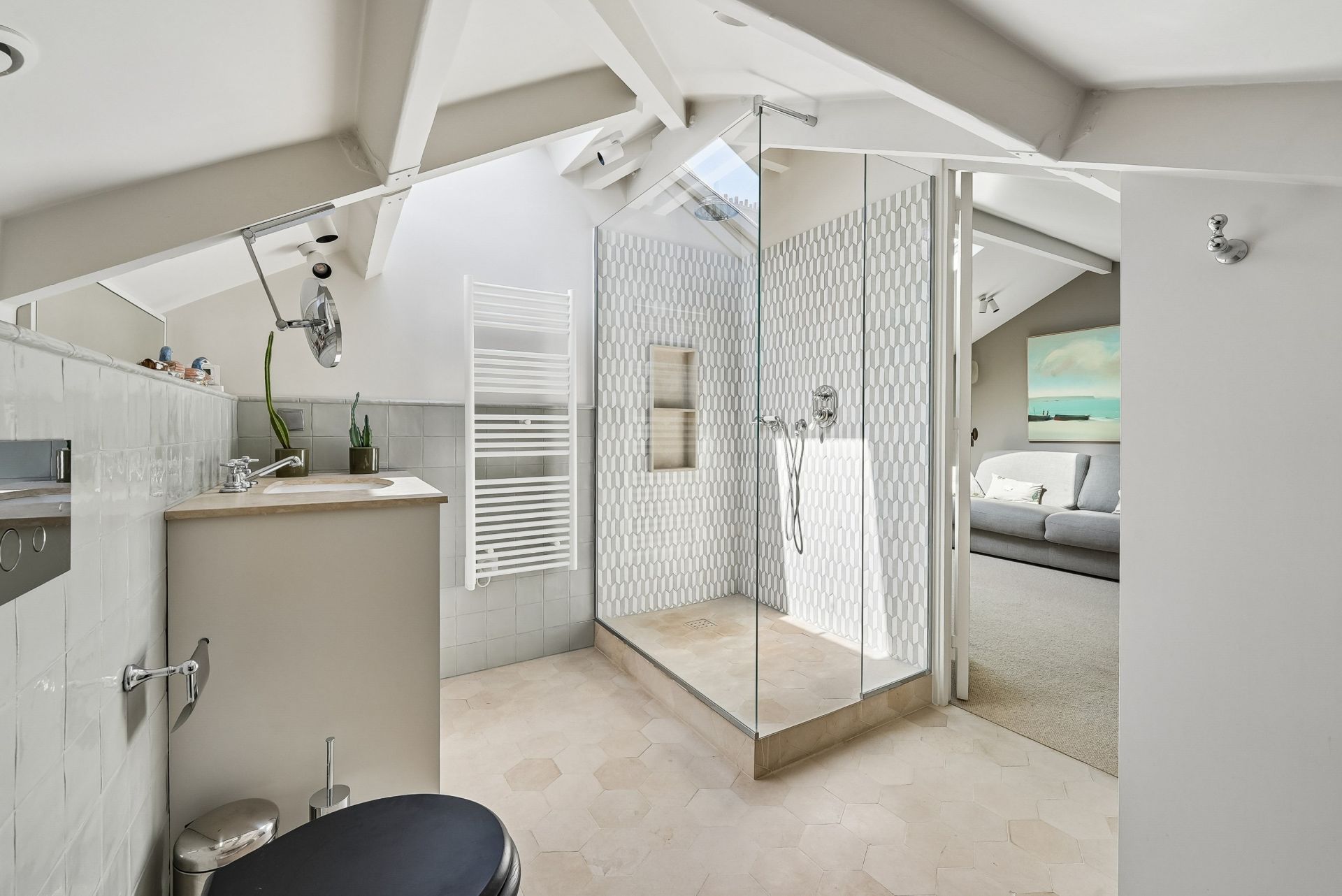 luxury apartment 4 Rooms for sale on PARIS (75016)