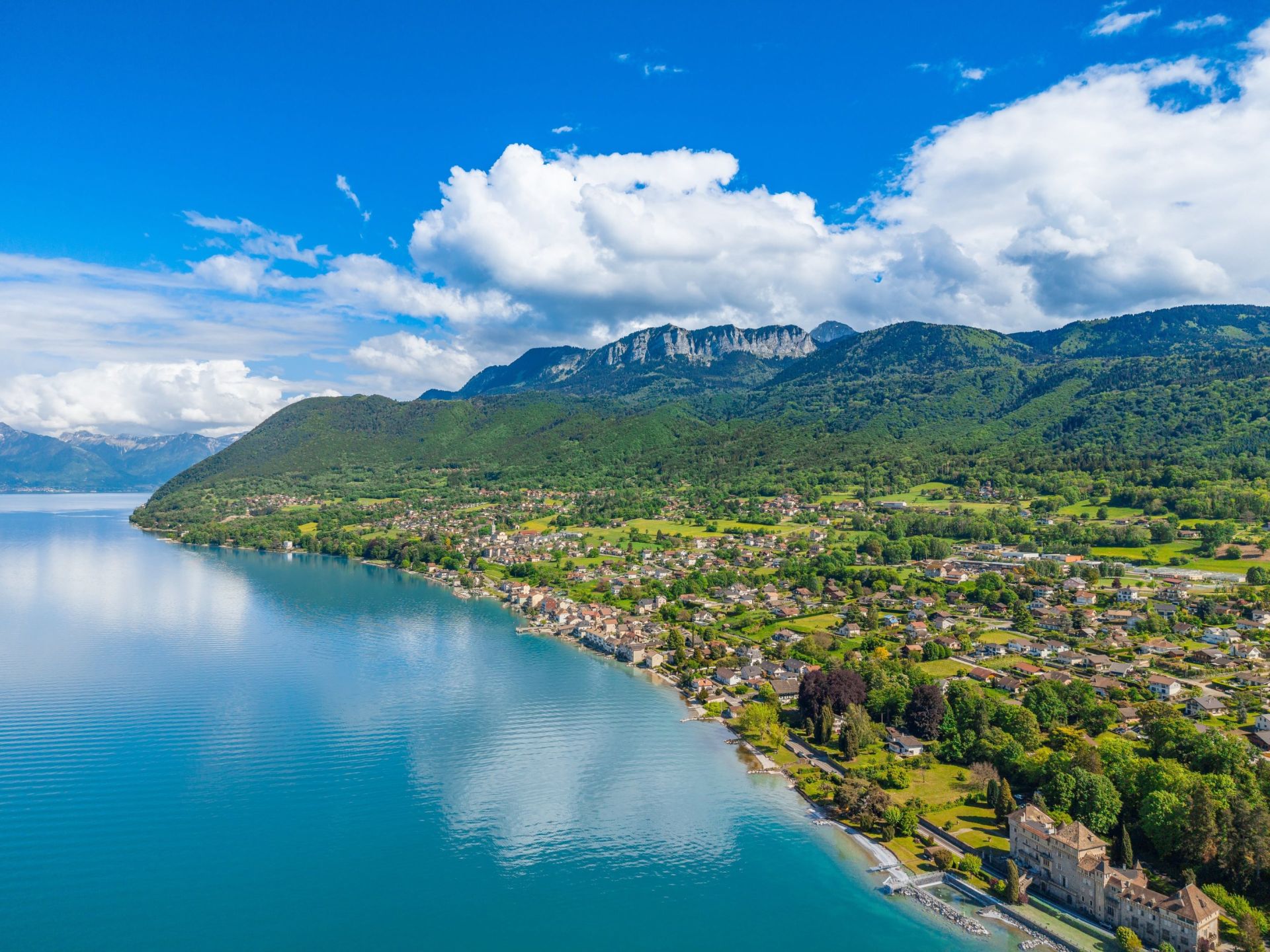 maison de luxe 9 Pièces en vente sur LUGRIN (74500)