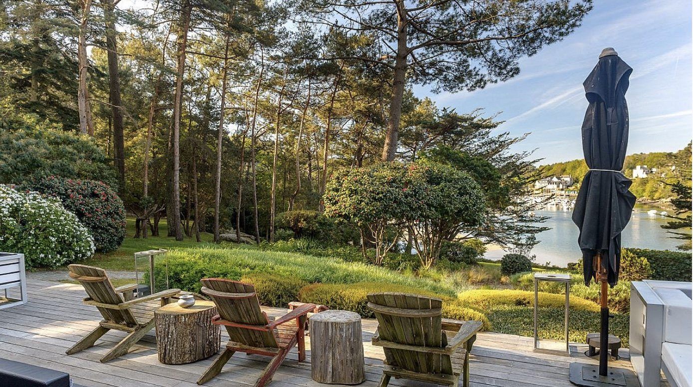 villa de luxe 9 Pièces en location saisonnière sur RIEC SUR BELON (29340)