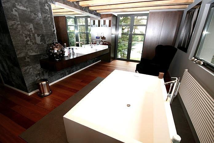 villa de luxe 9 Pièces en location saisonnière sur RIEC SUR BELON (29340)