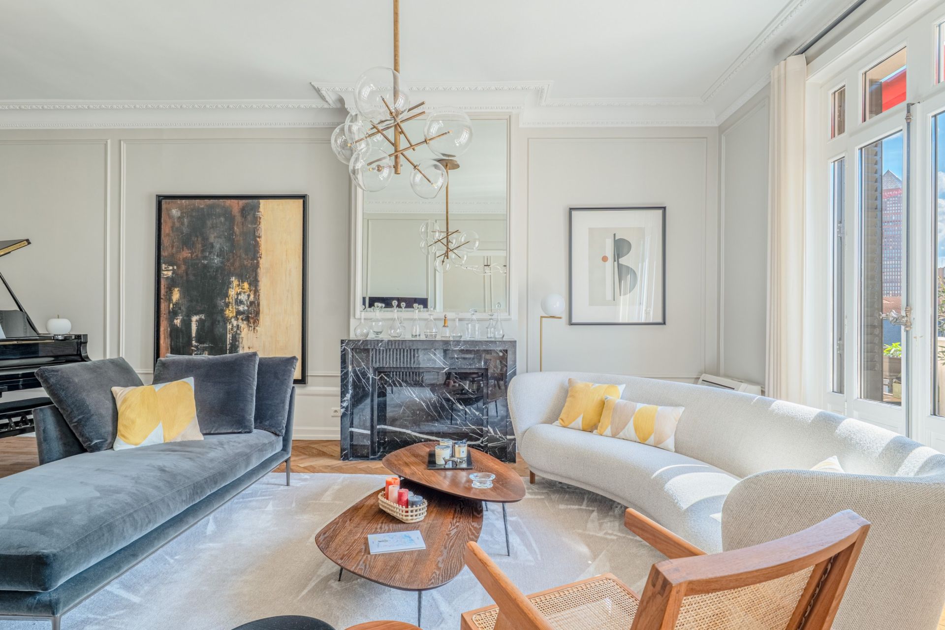 luxury apartment 3 Rooms for sale on LYON (69006)