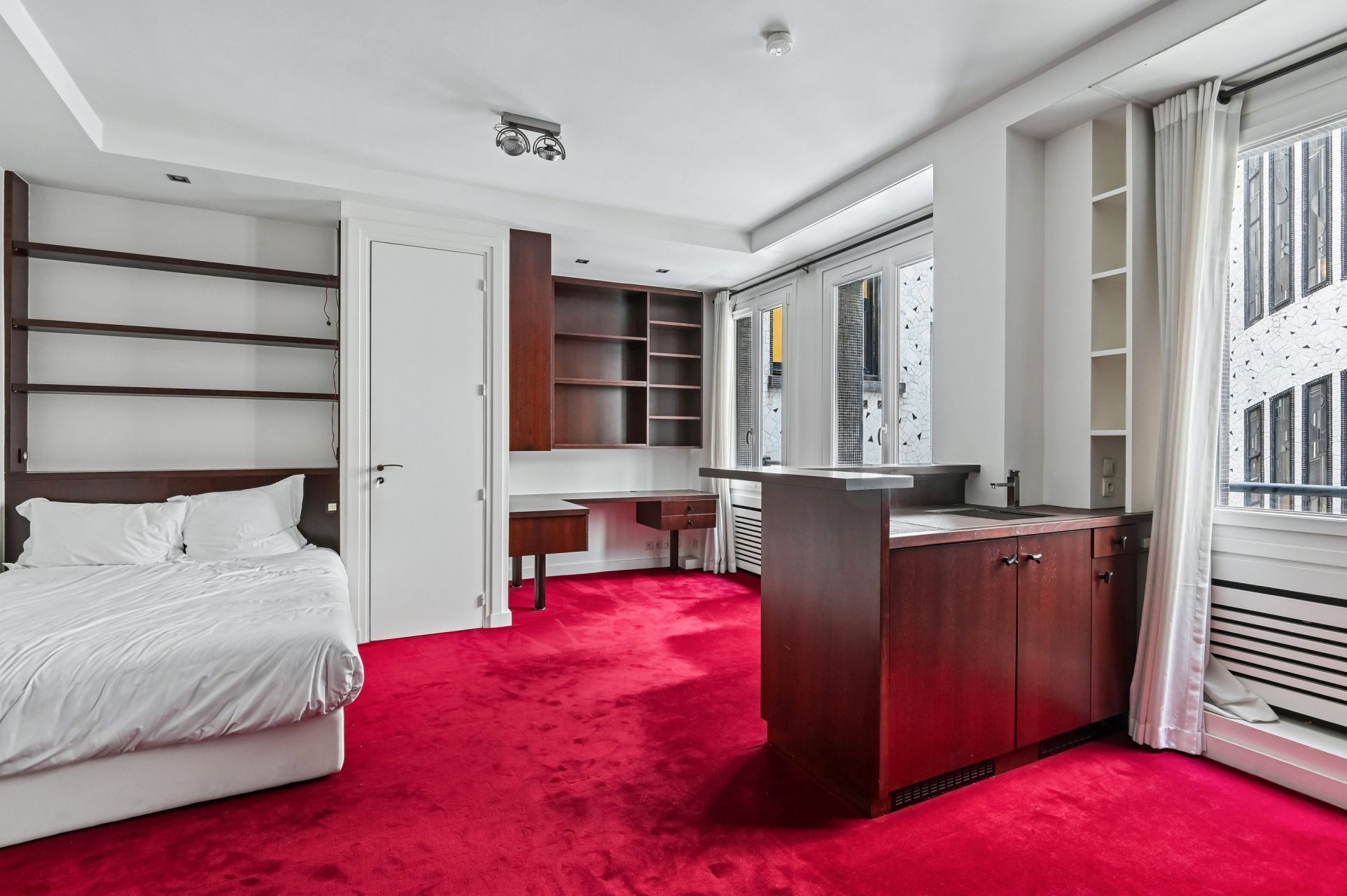 luxury apartment 9 Rooms for sale on PARIS (75016)