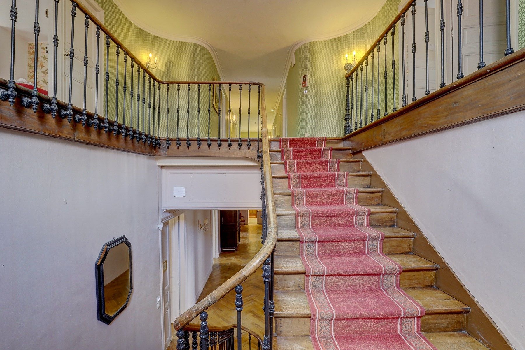 château 50 Pièces en vente sur CARCASSONNE (11000)
