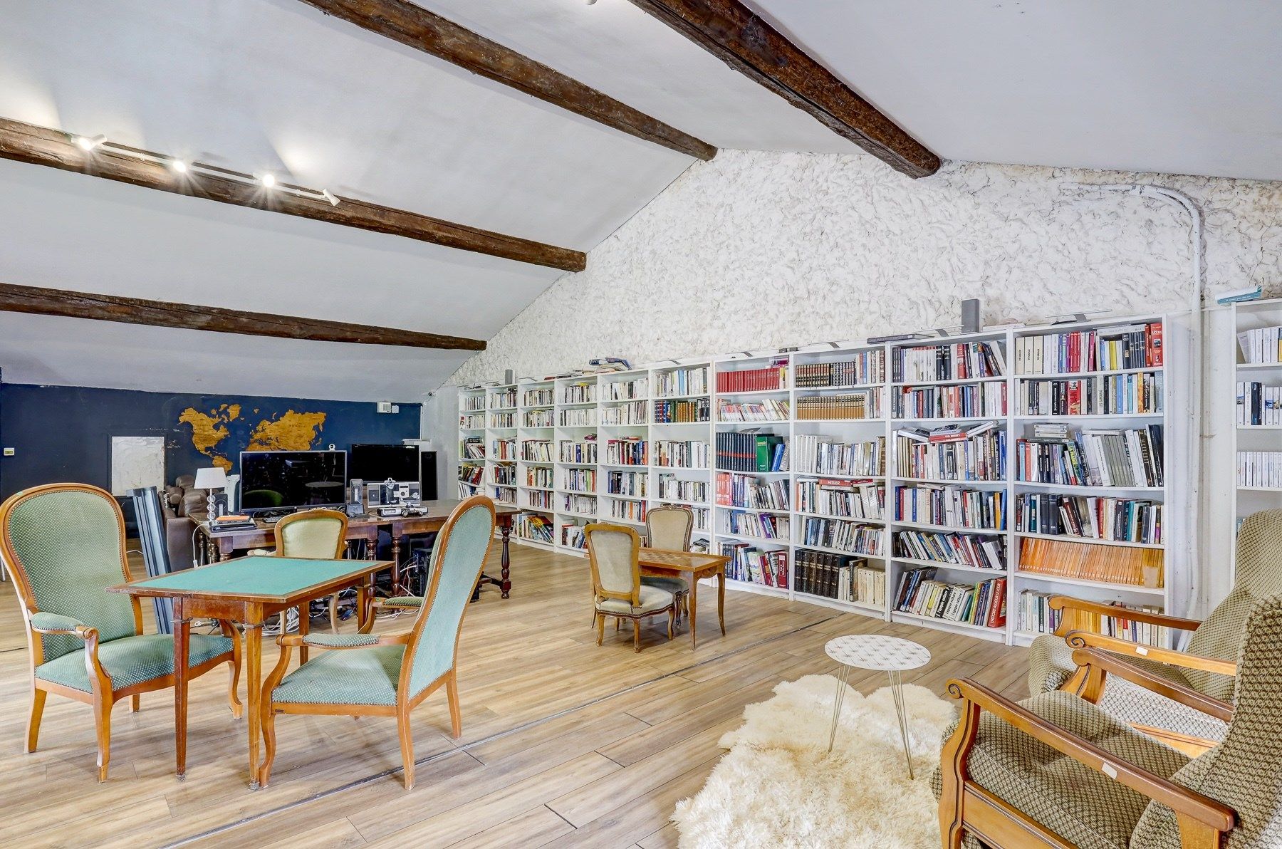 château 50 Pièces en vente sur CARCASSONNE (11000)