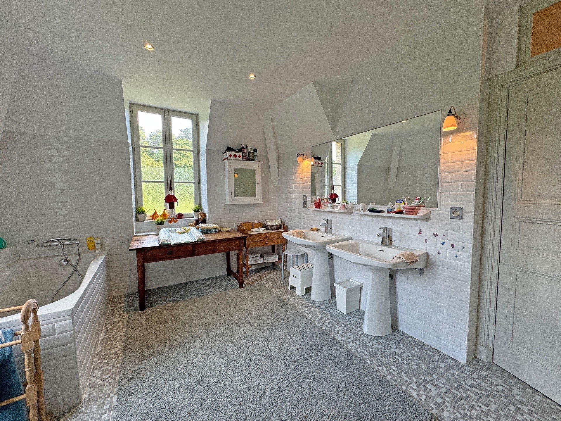 manor house 18 Rooms for sale on MORLAIX (29600)
