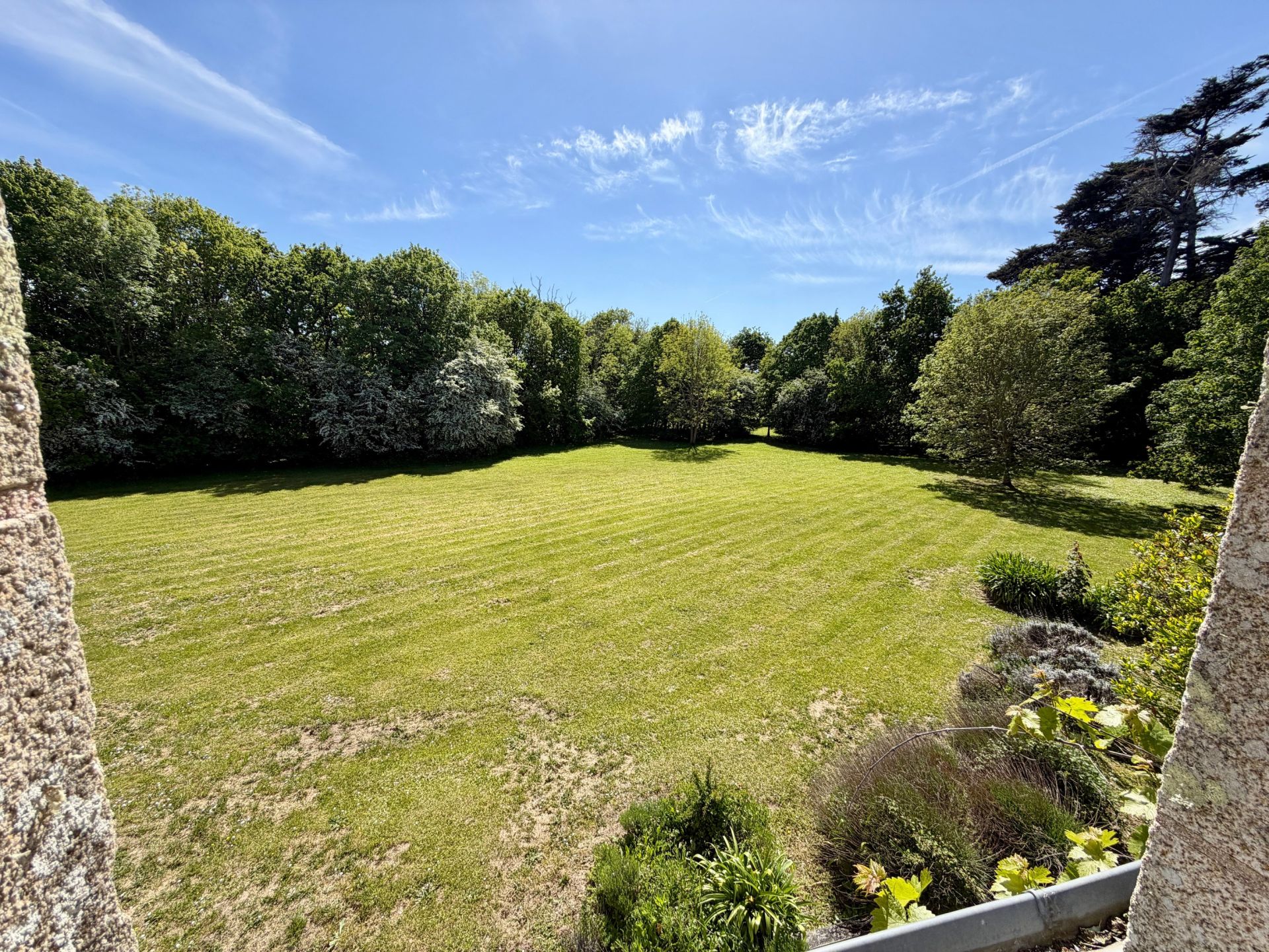 propriété de luxe 12 Pièces en vente sur LOCTUDY (29750)