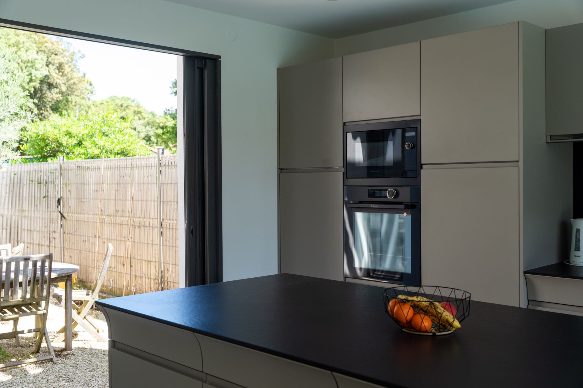 luxury house 6 Rooms for sale on VAUX SUR MER (17640)