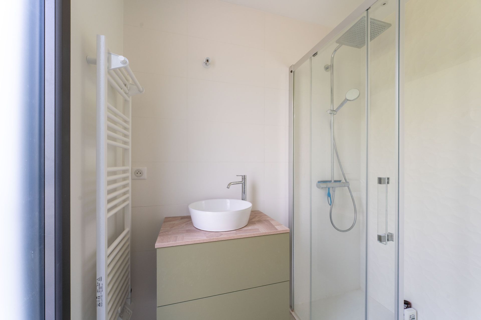 luxury house 6 Rooms for sale on VAUX SUR MER (17640)